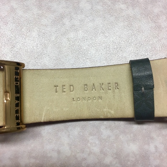 FREE w PURCHASE OF 2 items Ted Baker Leather Watch - Picture 4 of 7